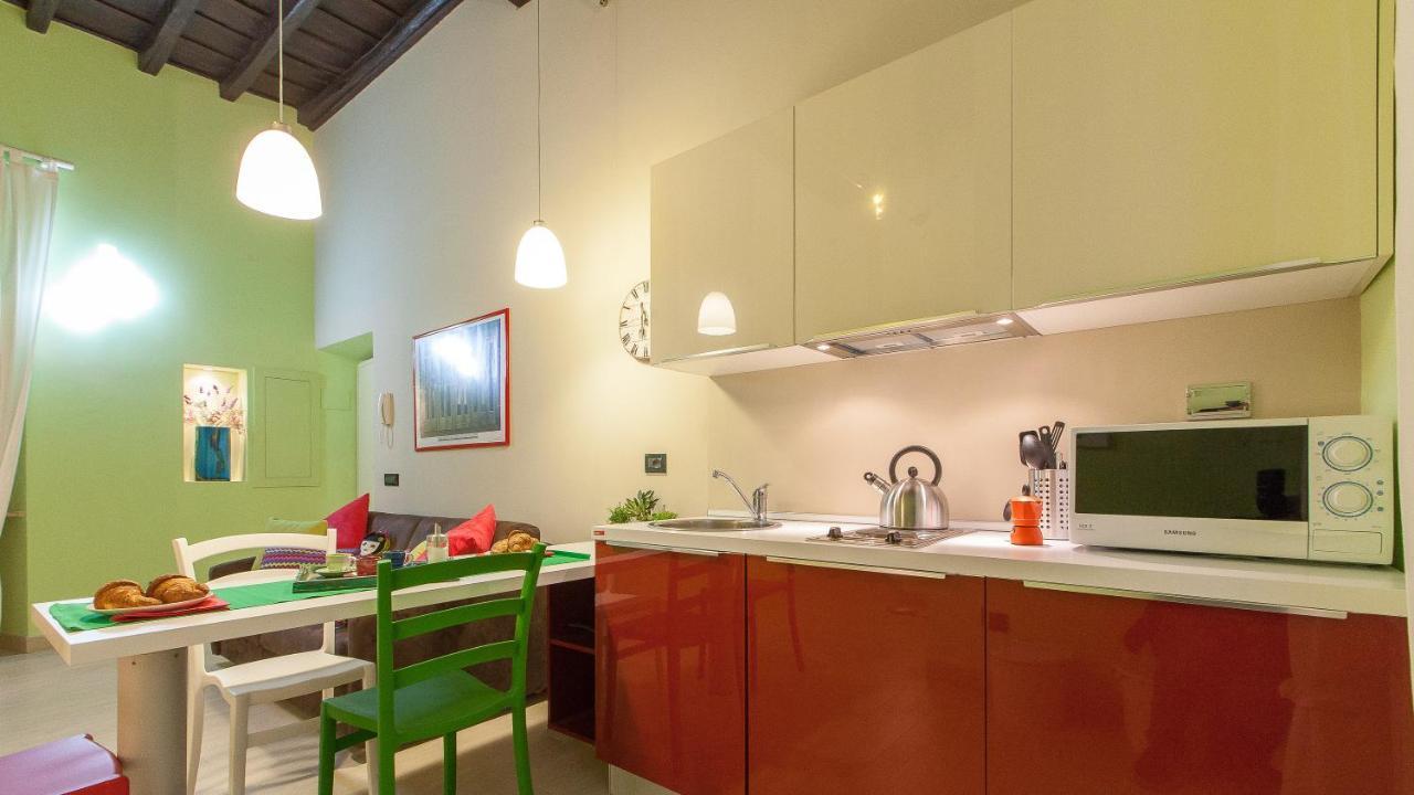 Trevi Colour- Rental In Rome Exterior photo