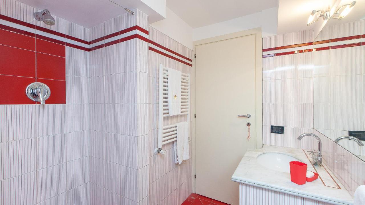 Trevi Colour- Rental In Rome Exterior photo