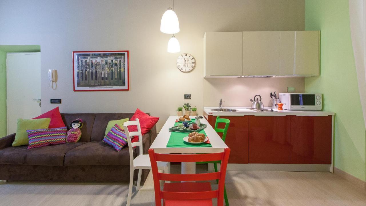 Trevi Colour- Rental In Rome Exterior photo